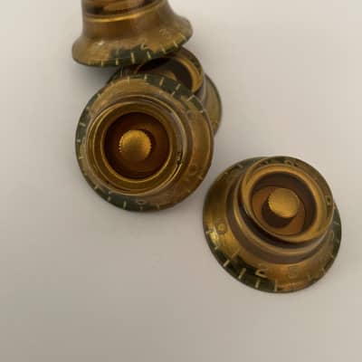 Set of 4 Hand Aged Gibson Les Paul Speed Knobs gold, relic, aged