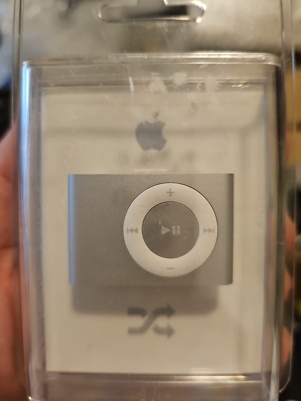 Apple iPod shuffle 1GB MB226LL/A MP3 Player in Original Packaging