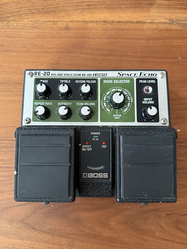 Boss RE-20 Space Echo