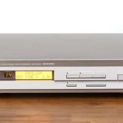 Yamaha DSP-3000 Natural Sound Digital Sound Field Processor Yamaha DSP-3000 Natural Sound Digital Sound Field Processor