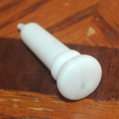 Immagine Vintage 1960's End Pin Strap Button White For Archtop Gibson Kay Harmony Silvertone (2631) - 1