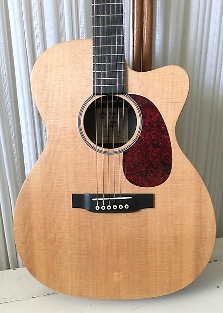 Martin custom x series outlet cutaway