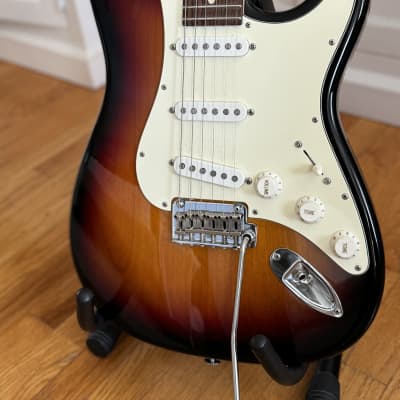 Suhr Pro Series Guitar - signed by John Suhr 2008-2013 - Sunburst image 1