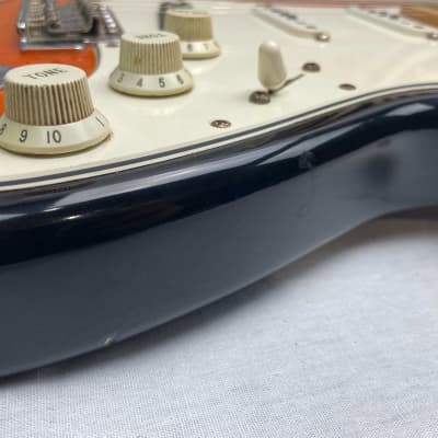 Fender Standard Stratocaster Guitar with humbucker in bridge position 1996 - 3-Color Sunburst / Maple fingerboard image 8
