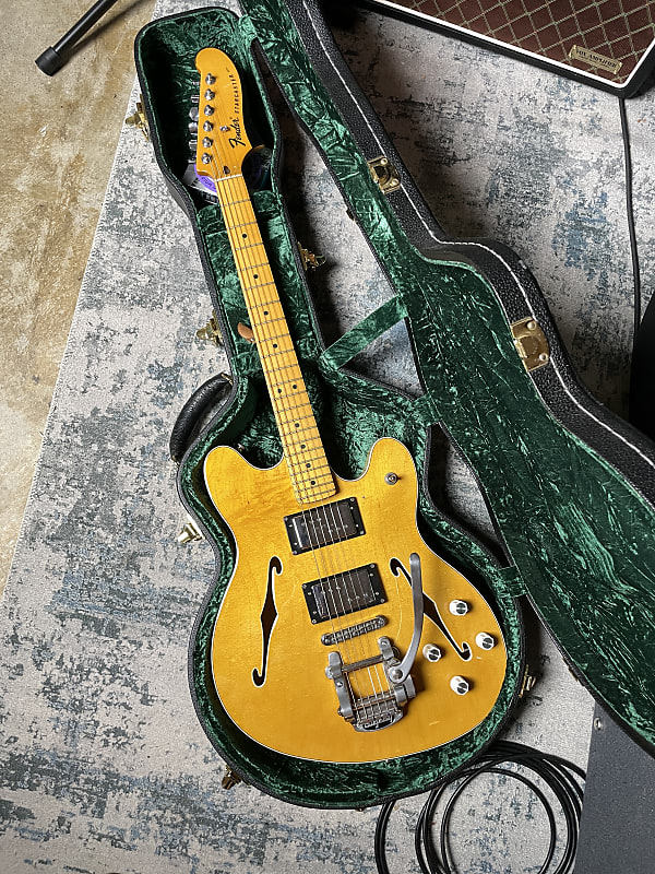 Fender Modern Player スターキャスター Fender Modern Player Starcaster - Aged Cherry Sunburst