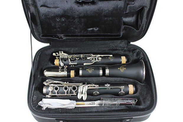 Buffet Crampon B18 Student Model Clarinet Outfit w/ Case image 1