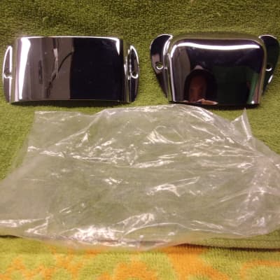 Genuine Fender Vintage Precision/P-Bass Chrome Ashtray Bridge/Pickup C