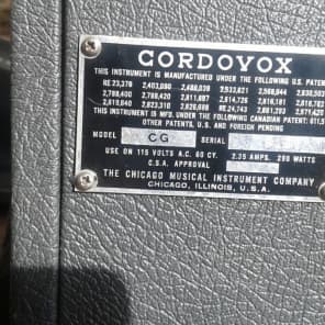 Cordovox empty 1-12" cabinet grey/beige image 5
