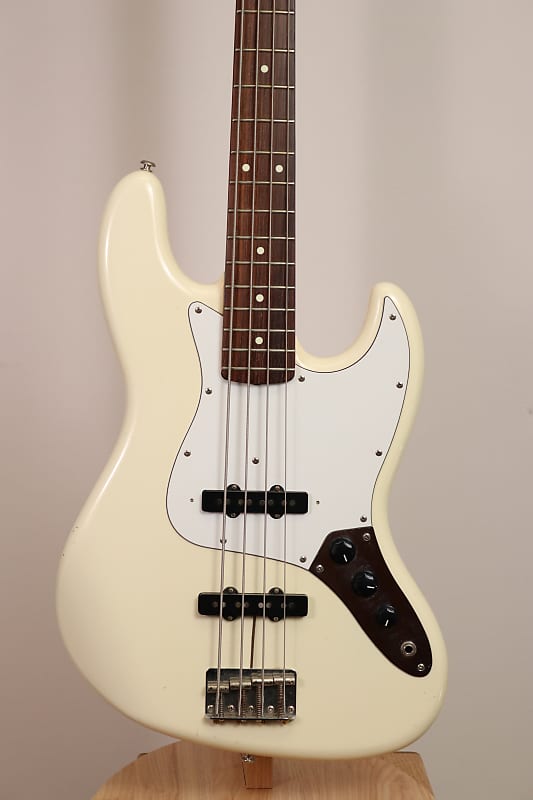 【送料無料（一部地域を除く）】 Jazz Squier Bass Case Hardshell with Japan in Made - 1984-87 ベース