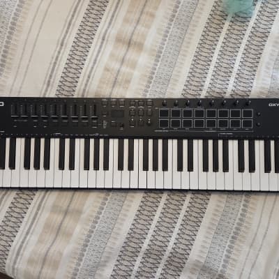 M-Audio Oxygen Pro 61 MIDI Keyboard Controller 2020 - Present - Black