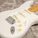 Fender USA Eric Johnson Stratocaster White Blonde