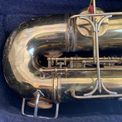 The Buescher Aristocrat Art Deco series I 1937 tenor saxophone with case image 8