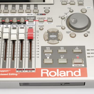 Roland VS-2000CD 24-Bit Digital Studio Workstation | Reverb