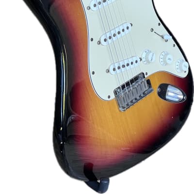 Made USA 2004 Fender Stratocaster 50th American Anniversary Series In Fender gig bag. image 5