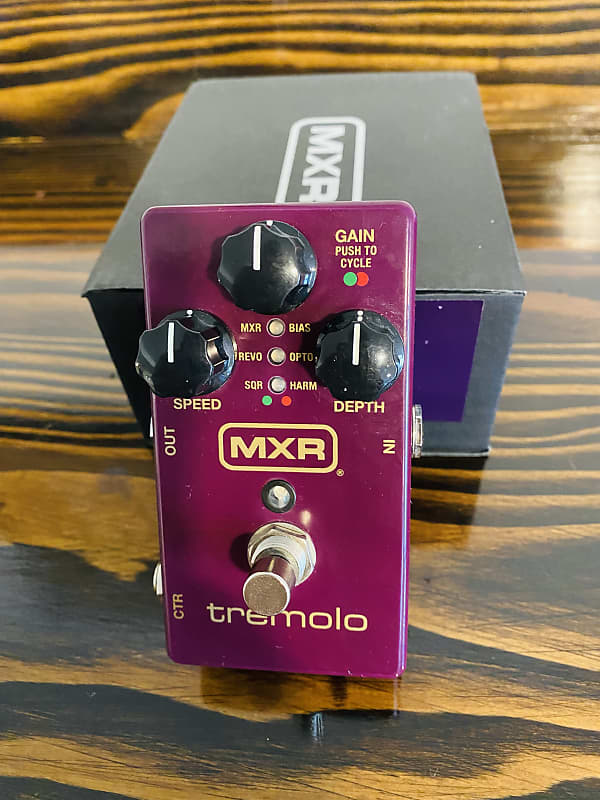 MXR M305 Tremolo