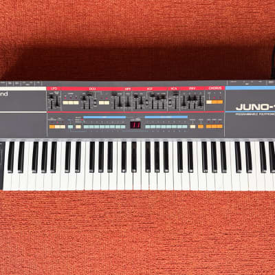 Roland Juno-106 61-Key Programmable Polyphonic Synthesizer 1984 - 1985 - Black