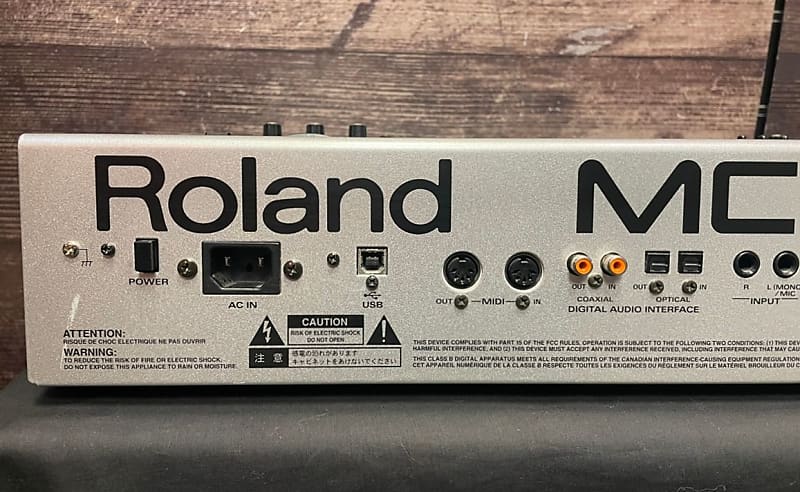 Roland MC-909 Groovebox Recording Mixer (Phoenix, AZ) | Reverb Roland MC-909 Groovebox Recording Mixer (Phoenix, AZ) | Reverb