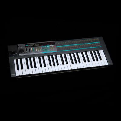 *All Original* Korg Poly-800 Vintage 80s DCO Synth, MIDI, 49-Key, SN 069206