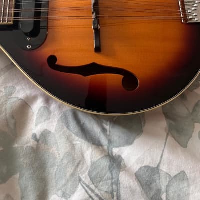 Fender FM 52E 2000s - Tobacco Burst Electro-Acoustic Mandolin image 4