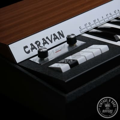 (Video) *Serviced* Super Rare 1973 Caravan Synth | Vintage & Rare Italian Combo Organ Synthesizer from the 70s  | Made in Italy | Similar to Vox Continental & Jaguar | 49 Keys, 4 Voices, Vibrato, Chorus Bass | Built-in Speakers | Legs included image 4