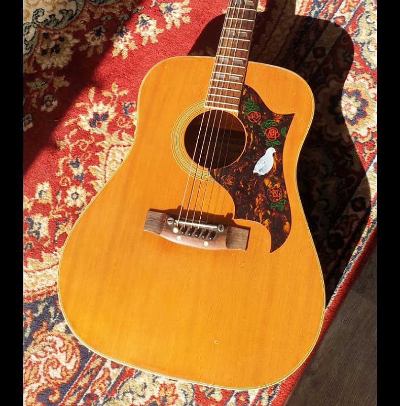 Kiso Suzuki ギブソンDoveタイプW-65DA キルトメイプル Kiso Suzuki W-65DA Quilted Maple Dove Style Acoustic Guitar
