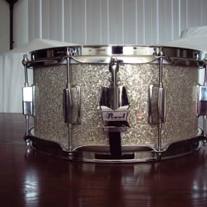 Pearl 13x6 maple snare drum image 2