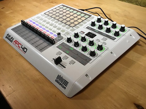 AKAI APC40 SPECIAL EDITION 限定版ホワイトカラー Akai APC 40 Special Edition White | Reverb