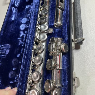 Bundy Flute - USA made - pads are good, plays well, with case image 3