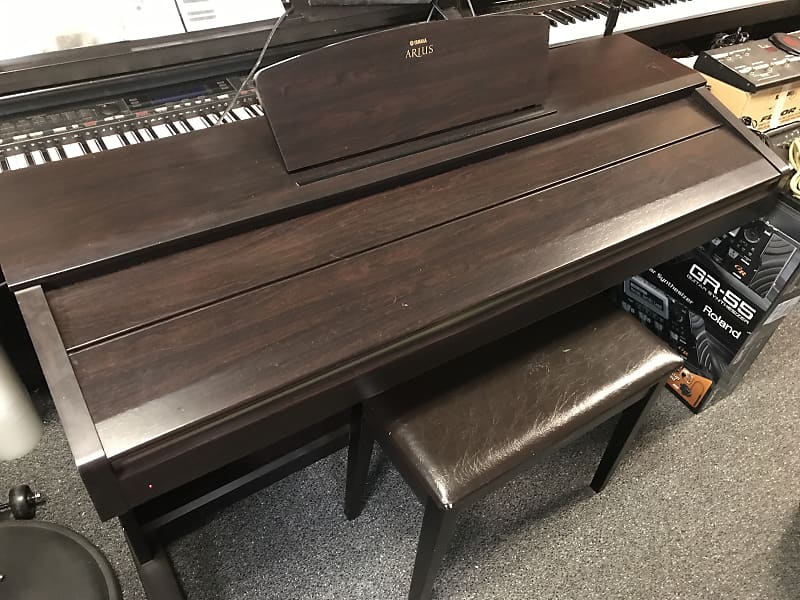 YAMAHA 電子ピアノ　ARIUS YDP-V240 Yamaha YDP V240 review - Yamaha Arius YDP-V240