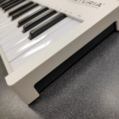 Arturia KeyStep 32-Key MIDI Controller 2017 - Present - White image 12
