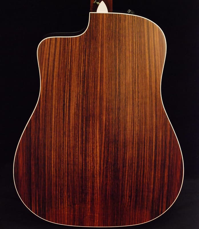 Taylor 210ce with ES-T Electronics image 9