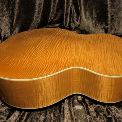 Guild JF65-12 String Jumbo 1995 Westerly Rhode Island Highly Figured Maple Archback Flame Neck F412 image 2