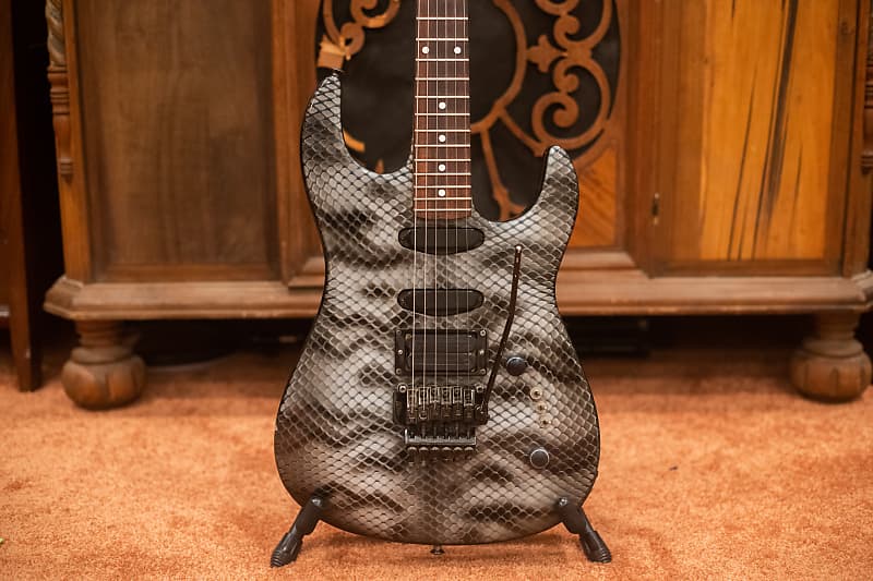 B.C Rich 日本製  snake B.C Rich 日本製 snake