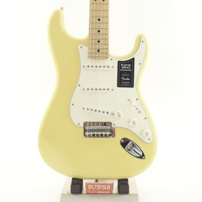 Fender Player Stratocaster with Maple Fretboard 2022 Buttercream 3452gr imagen 1