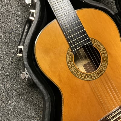 Yamaha CG180S classical guitar made in Taiwan 1985-1988 in excellent condition with beautiful vintage light hard case great for classical guitar students image 8
