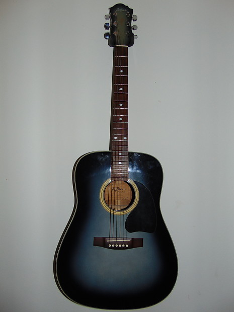 Guitar price 3000 hotsell