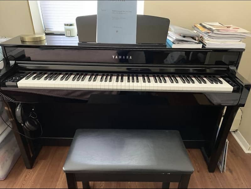 Yamaha CLP-635 Clavinova 88-Key Digital Piano | Reverb