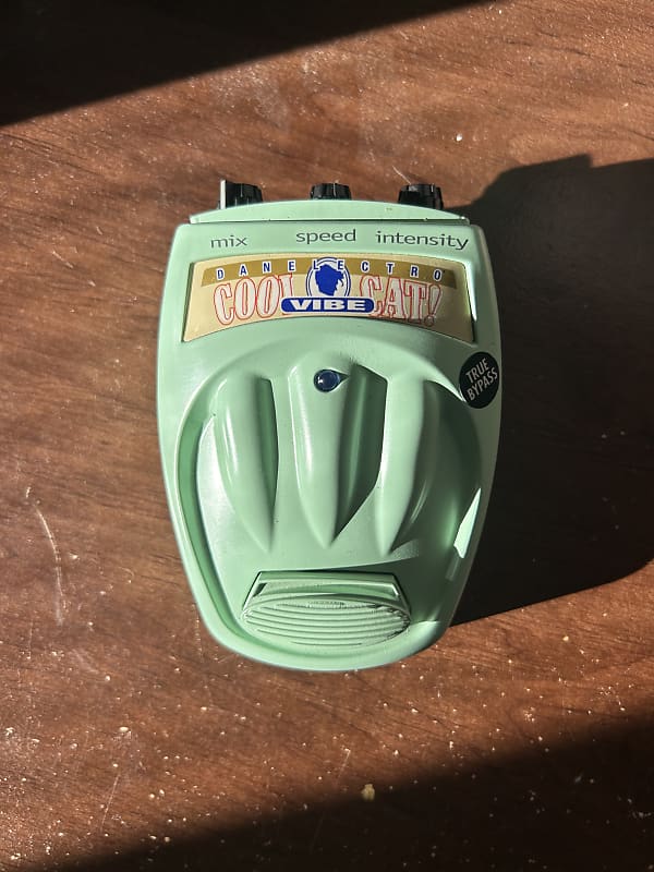 Danelectro Cool Cat Vibe