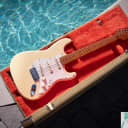 Classic 1989 Fender USA Yngwie Malmsteen Signature Stratocaster 1st Yr. - Vintage White - Demo Video