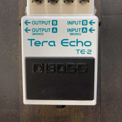 Boss TE-2 Tera Echo