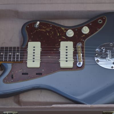 Fender Custom Shop '66 Jazzmaster Journeyman Relic - Charcoal frost Metallic Over Chocolate 3-Tone Sunburst image 15