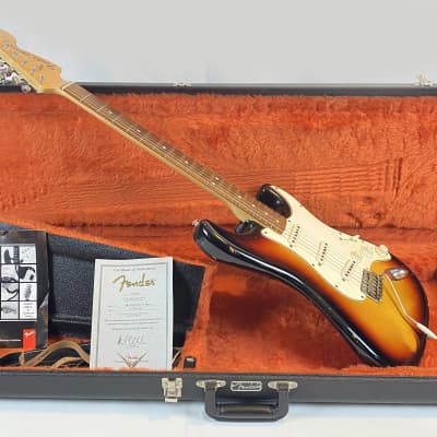 Fender Stratocaster 69 Custom Shop 2000 Sunburst Time Machine Collection image 3