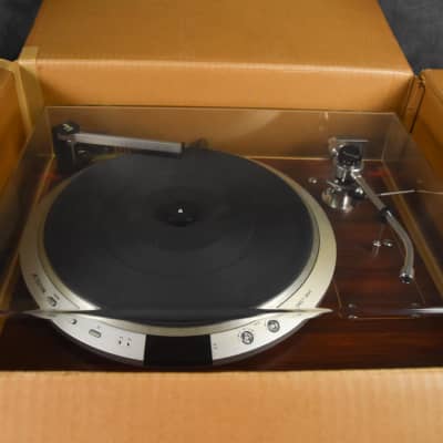 Victor JL-B61R / TT-61 Direct Drive Turntable in Excellent Condition image 22