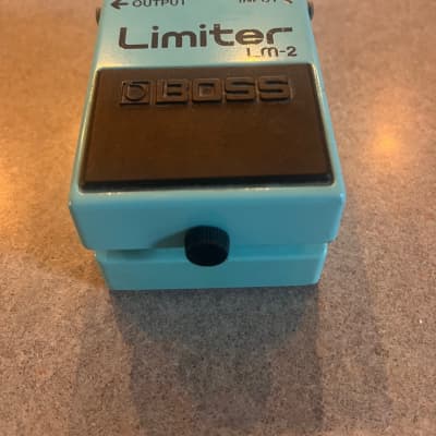 Boss LM-2 Limiter | Reverb