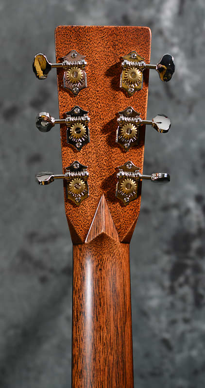 ナルト　MartinHD 28V【2015年製・美品】 2015 Martin HD-28 Custom Shop VTS - Limited Edition | Reverb