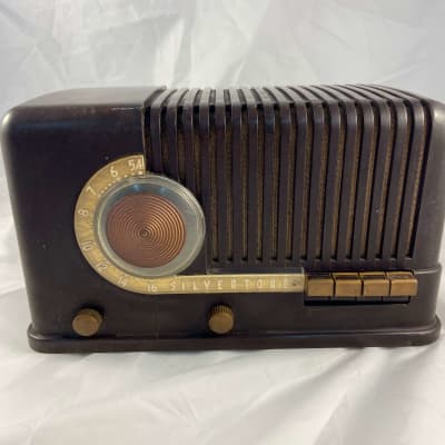Silvertone #7004 1941 - "Candy Cane" Vintage AM Radio image 2