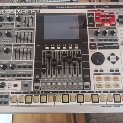 Roland MC-909 Groovebox 2010s with SRX-05 Expansion Supreme Dance