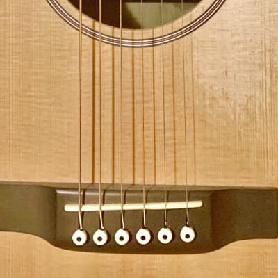600$ Total for-Martin OMCX1KE 2012, one guitar case, 1 suede guitar strap, 1 set of Martin Strings, image 10