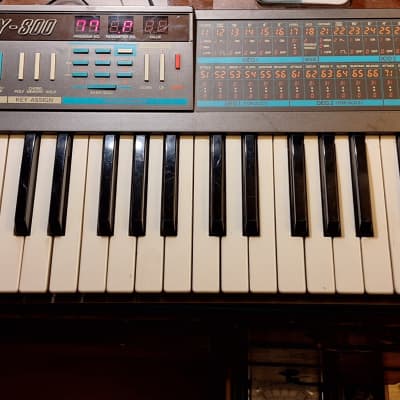 Vintage Korg Poly800 with case and power supply