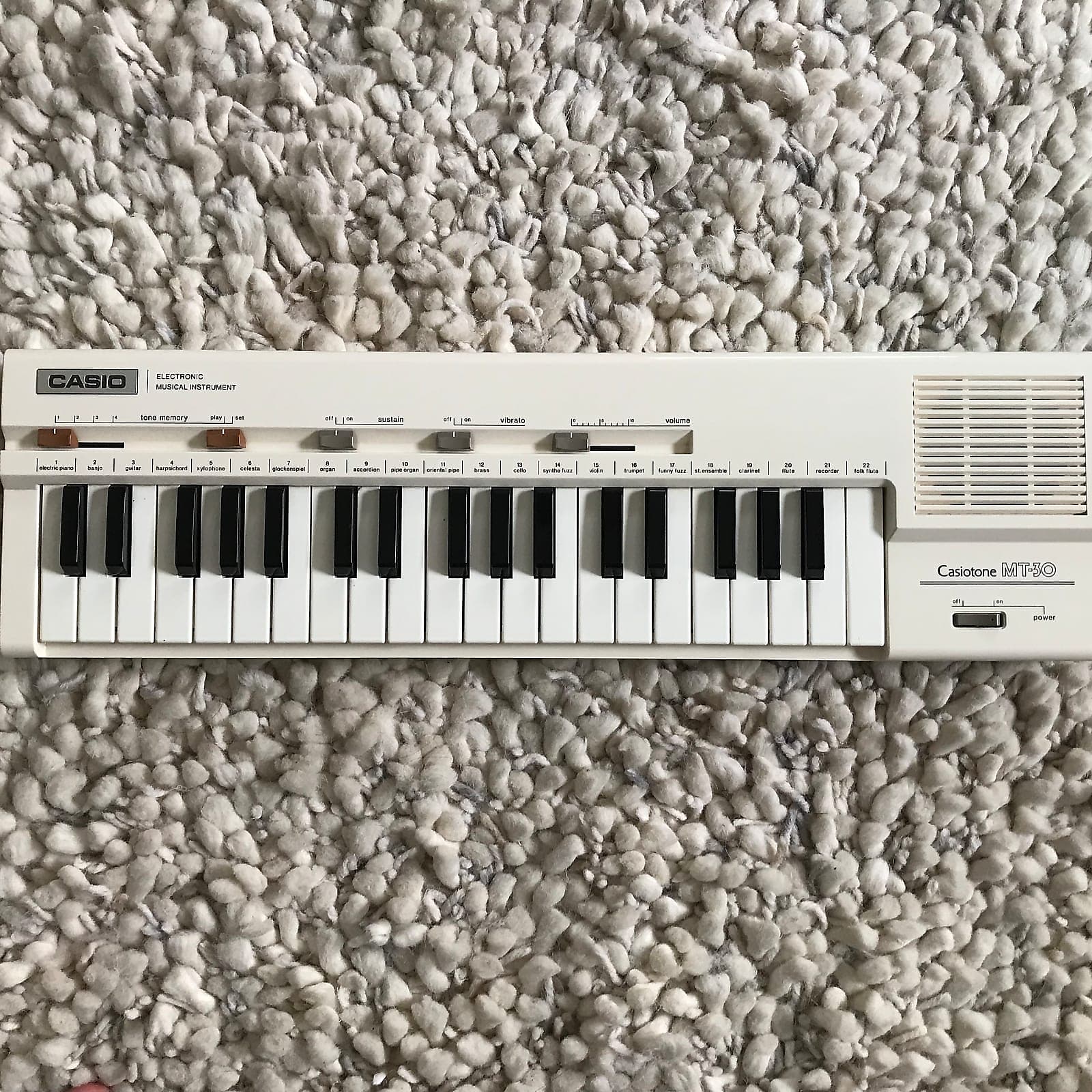 Casio MT-30 Casiotone 37-Key Synthesizer | Reverb